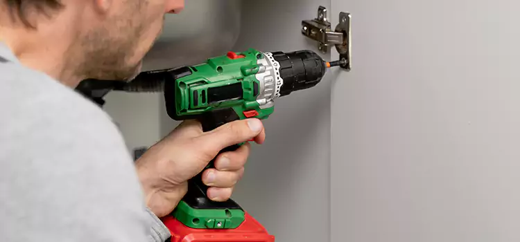 Commercial Door Hinge Repair St. Clair Shores